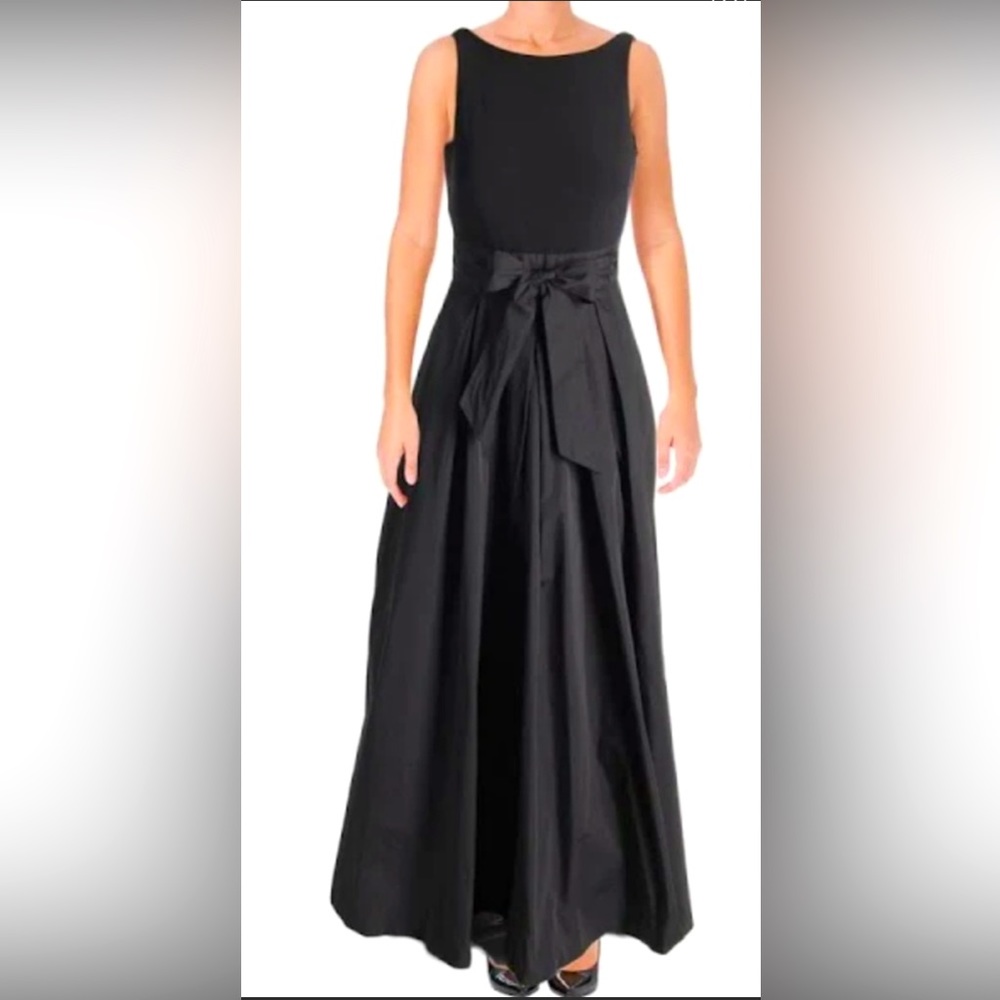 Ralph Lauren Taffeta Evening dress/Gown. Black. Size 12